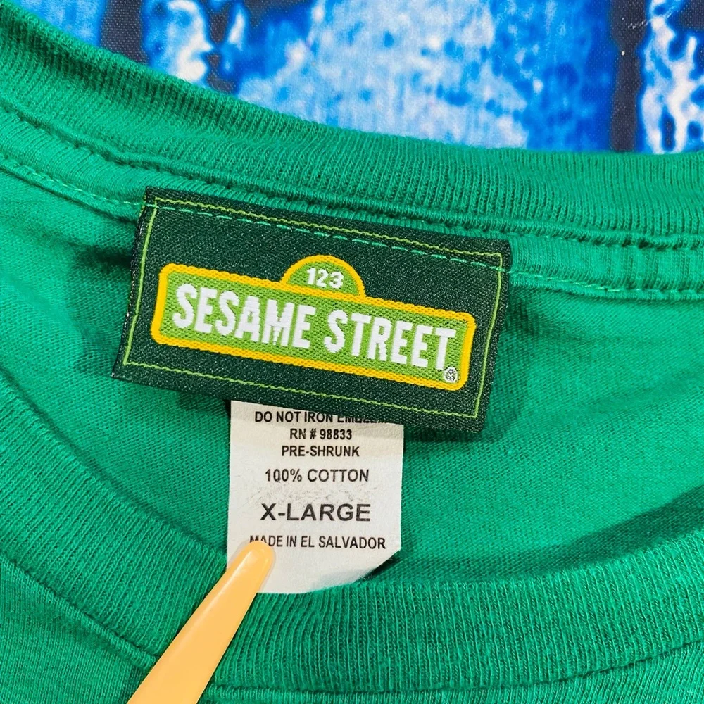 Vintage Oscar The Grouch Sesame Street T Shirt XL - Picture 3 of 3